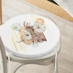 - RealHomes Yuvarlak Fermuarlı Minder - Realhomes  Beyaz Zemin Üzerinde Balkabağı Desenli Dijital Baskılı Modern Yuvarlak Fermuarlı Sandalye Minderi Realhomes