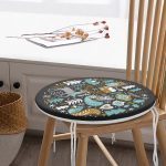 - RealHomes Yuvarlak Fermuarlı Minder - Realhomes Pastel Zemin Üzerinde Yılbaşı Desenli Dijital Baskılı Modern Yuvarlak Fermuarlı Sandalye Minderi Realhomes