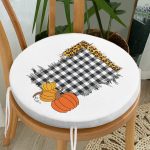 - RealHomes Yuvarlak Fermuarlı Minder - Realhomes  Beyaz Zemin Üzerinde Ekose Desenli Bal Kabağı Motifli Dijital Baskılı Modern Yuvarlak Fermuarlı Sandalye Minderi Realhomes