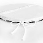 - RealHomes Yuvarlak Fermuarlı Minder - Realhomes  Beyaz Zemin Üzerinde Siyah Ekose Desenli Dijital Baskılı Modern Yuvarlak Fermuarlı Sandalye Minderi Realhomes