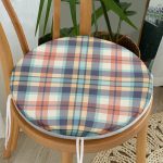Renkli Zemin Üzerinde Pastel Renkli Ekose Desenli Dijital Baskılı Modern Yuvarlak Fermuarlı Sandalye Minderi Realhomes