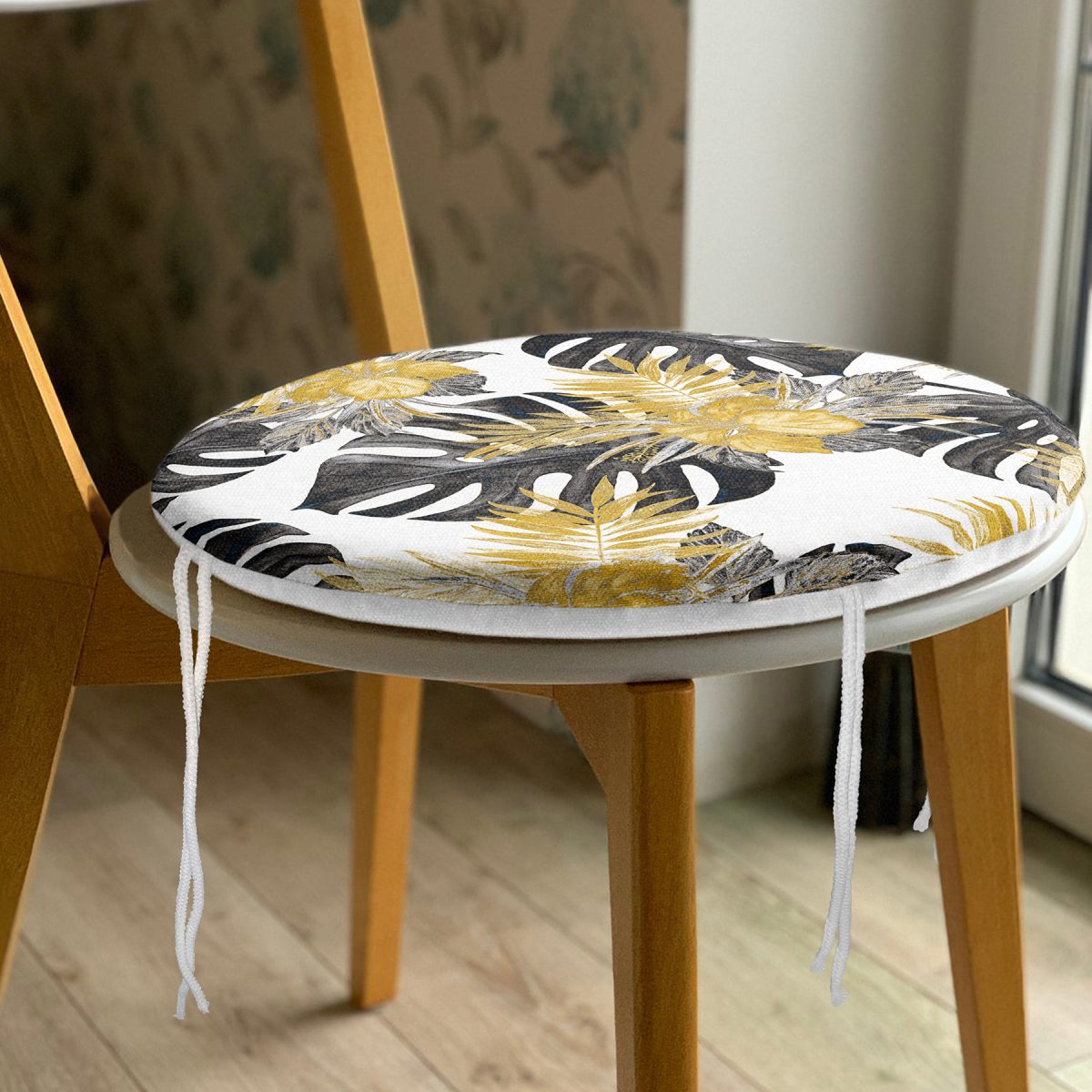 Beyaz Zemin Üzerinde Gold Detaylı Yaprak Desenli Dijital Baskılı Modern Yuvarlak Fermuarlı Sandalye Minderi Realhomes