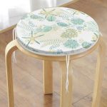 - RealHomes Yuvarlak Fermuarlı Minder - Realhomes  Beyaz Zemin Üzerinde Deniz Yıldızı Desenli Dijital Baskılı Modern Yuvarlak Fermuarlı Sandalye Minderi Realhomes