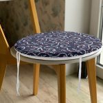 - RealHomes Yuvarlak Fermuarlı Minder - Realhomes Renkli Zemin Üzerinde Çapa Ve Halat Desenli Dijital Baskılı Modern Yuvarlak Fermuarlı Sandalye Minderi Realhomes