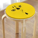 Renkli Zemin Üzerinde Onedraw Çizimli Zürafa Silüeti Dijital Baskılı Modern Yuvarlak Fermuarlı Sandalye Minderi Realhomes