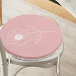 - RealHomes Yuvarlak Fermuarlı Minder - Realhomes Pastel Zemin Üzerinde Beyaz Çiçek Desenli Dijital Baskılı Modern Yuvarlak Fermuarlı Sandalye Minderi Realhomes