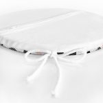 - RealHomes Yuvarlak Fermuarlı Minder - Realhomes Beyaz Zemin Üzerinde Siyah Puantiyeli Kaktüs Desenli Dijital Baskılı Modern Yuvarlak Fermuarlı Sandalye Minderi Realhomes