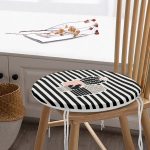 - RealHomes Yuvarlak Fermuarlı Minder - Realhomes Renkli Zemin Üzerinde Siyah Çizgili Kaktüs Desenli Dijital Baskılı Modern Yuvarlak Fermuarlı Sandalye Minderi Realhomes