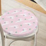 - RealHomes Yuvarlak Fermuarlı Minder - Realhomes Renkli Zemin Üzerinde Sevimli Zürafa Desenli Dijital Baskılı Modern Yuvarlak Fermuarlı Sandalye Minderi Realhomes