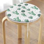 - RealHomes Yuvarlak Fermuarlı Minder - Realhomes  Beyaz Zemin Üzerinde Renkli Kaktüs Desenli Dijital Baskılı Modern Yuvarlak Fermuarlı Sandalye Minderi Realhomes