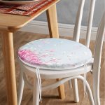 - RealHomes Yuvarlak Fermuarlı Minder - Realhomes  Pastel Zeminli Renkli Ortanca Çiçek Dijital Baskılı Modern Yuvarlak Fermuarlı Sandalye Minderi Realhomes