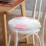 - RealHomes Yuvarlak Fermuarlı Minder - Realhomes  Pastel Zeminli Renkli Ortanca Çiçek Dijital Baskılı Modern Yuvarlak Fermuarlı Sandalye Minderi Realhomes