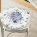 - RealHomes Yuvarlak Fermuarlı Minder - Realhomes  Beyaz Zeminde Çiçek Motifli Dijital Baskılı Yuvarlak Fermuarlı Sandalye Minderi Realhomes