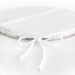 - RealHomes Yuvarlak Fermuarlı Minder - Realhomes  Beyaz Zeminde Tropikal Bitki Motifli Dijital Baskılı Yuvarlak Fermuarlı Sandalye Minderi Realhomes