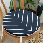 - RealHomes Yuvarlak Fermuarlı Minder - Realhomes Lacivert Beyaz Çizgili Tasarım Yuvarlak Fermuarlı Sandalye Minderi Realhomes