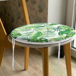 - RealHomes Yuvarlak Fermuarlı Minder - Realhomes Realhomes Beyaz Zeminde Yeşil Yapraklar Tasarımlı Modern Yuvarlak Fermuarlı Sandalye Minderi Realhomes