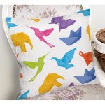 - K4831-Gorsel-1 - Realhomes  Realhomes Beyaz Zeminli Origami Sanatı Dijital Baskılı Modern Yastık Kılıfı Realhomes