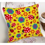 - K4835-Gorsel-1 - Realhomes  Realhomes Sarı Zeminde Uğurböceği Dijital Baskılı Modern Yastık Kılıfı Realhomes