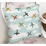 - K4857-Gorsel-1 - Realhomes Realhomes Uçak Desenli Bulutlar Dijital Baskılı Modern Kırlent Kılıfı Realhomes