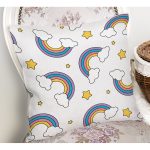 - K4901-Gorsel-1 - Realhomes Realhomes Beyaz Zeminde Unicorn Gökkuşağı Dijital Baskılı Modern Kırlent Kılıfı Realhomes