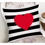 Modern Kalp Desenli Dijital Baskılı Dekoratif Yastık Kırlent Kılı Realhomes