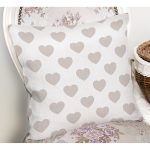 - K788-Gorsel-1 - Realhomes  Kalp Desen Dijital Baskılı Yastık Kırlent Kılıfı Realhomes