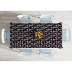 - Masa-10082-Gorsel-1 - Realhomes  Siyah Zemin Çapa Motifli Dijital Baskılı Modern Masa Örtüsü Realhomes