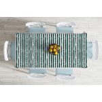 - Masa-5237koyuyesil-Gorsel-1 - Realhomes  Koyu Yeşil Çizgili Motifli Dekoratif Modern Masa Örtüsü Realhomes