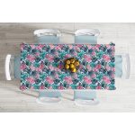 Pembe Zeminde Canlı Tropik Yaprakları Dijital Baskılı Masa Örtüsü Realhomes