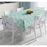 - Masa-7039-Gorsel - Realhomes  Yeşil Zeminde Deniz Kabuğu Desenli Dijital Baskılı Modern Masa Örtüsü Realhomes
