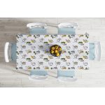 Beyaz Zeminde Bayan Desenli Dijital Baskılı Modern Masa Örtüsü Realhomes