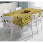 - Masa-7121-Gorsel - Realhomes  Gold Zeminde Beyaz Ok Motifli Dijital Baskılı Modern Masa Örtüsü Realhomes
