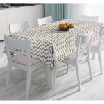 - Masa-7156-Gorsel - Realhomes  Beyaz Zeminde Gold Ve Siyah Çizgili Dijital Baskılı Modern Masa Örtüsü Realhomes