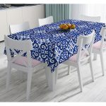 - Masa-7212-Gorsel - Realhomes  Mavi Zemin Üzerinde Çini Desenli Dijital Baskılı Modern Masa Örtüsü Realhomes
