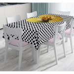 - Masa-7695-Gorsel - Realhomes  Beyaz Zeminde Puantiyeli Gold Detaylı Love Yazılı Dijital Baskılı Modern Masa Örtüsü Realhomes