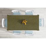 - Masa-7704-Gorsel-1 - Realhomes  Gold Zemin Üzerinde Siyah Zikzak Desenli Dijital Baskılı Modern Masa Örtüsü Realhomes