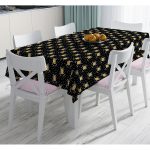 Siyah Zemin Üzerinde Gold Renkli Çan Desenli Dijital Baskılı Modern Masa Örtüsü Realhomes