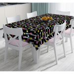 - Masa-7795-Gorsel - Realhomes  Siyah Zemin Üzerinde Renkli Puantiyeli Desenli Dijital Baskılı Modern Masa Örtüsü Realhomes