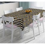 Beyaz Zeminde Siyah Dekoratif Çizgili Gold Desenli Kar tanesi Dijital Baskılı Modern Masa Örtüsü Realhomes