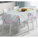 - Masa-8219-Gorsel - Realhomes Beyaz Zemin Üzerinde Gold Detaylı Love Yazılı Dijital Baskılı Modern Masa Örtüsü Realhomes