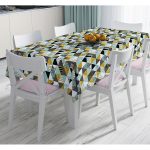 - Masa-8226-Gorsel - Realhomes Pastel Zemin Üzerinde Gold Detaylı Geometrik Desenli Dijital Baskılı Modern Masa Örtüsü Realhomes