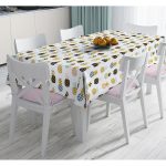 Beyaz Zemin Üzerinde Gold Detaylı Ananas Desenli Dijital Baskılı Modern Masa Örtüsü Realhomes