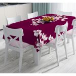 - Masa-8368-Gorsel - Realhomes Bordo Zemin Üzerinde Beyaz Renkli Çiçek Desenli Dijital Baskılı Modern Masa Örtüsü Realhomes