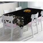 - Masa-8419-Gorsel - Realhomes  Siyah Zemin Üzerinde Gold Detaylı Çiçek Desenli Dijital Baskılı Modern Masa Örtüsü Realhomes
