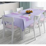 Renkli Zemin Üzerinde Mum Desenli Çiçek Motifli Dijital Baskılı Modern Masa Örtüsü Realhomes