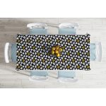 - Masa-8517-Gorsel-1 - Realhomes  Siyah Zemin Üzerinde Gold Detaylı Beyaz Çiçek Desenli Dijital Baskılı Modern Masa Örtüsü Realhomes