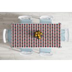 - Masa-8558-Gorsel-1 - Realhomes  Beyaz Zemin Üzerinde Bordo Ve Yeşil Ekose Desenli Dijital Baskılı Modern Masa Örtüsü Realhomes