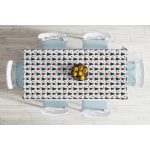 Beyaz Zemin Üzerinde Ekoseli Çam Ağacı Desenli Dijital Baskılı Modern Masa Örtüsü Realhomes