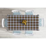 - Masa-8670-Gorsel-1 - Realhomes Beyaz Zemin Üzerinde Renkli Ekose Desenli Dijital Baskılı Modern Masa Örtüsü Realhomes