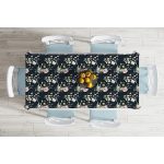 - Masa-8688-Gorsel-1 - Realhomes  Renkli Zemin Üzerinde Beyaz Çiçek Desenli Dijital Baskılı Modern Masa Örtüsü Realhomes